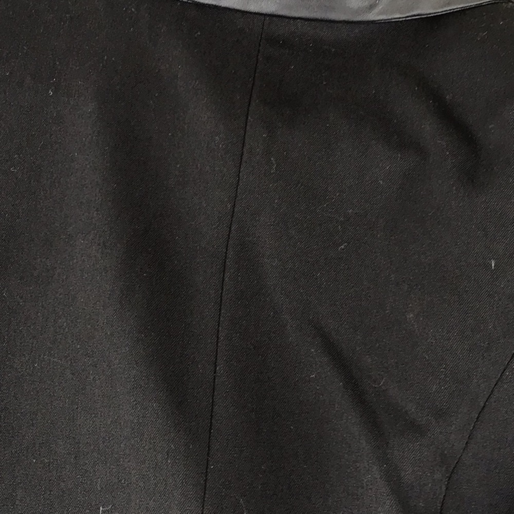 Blazer - Picture 2 of 8